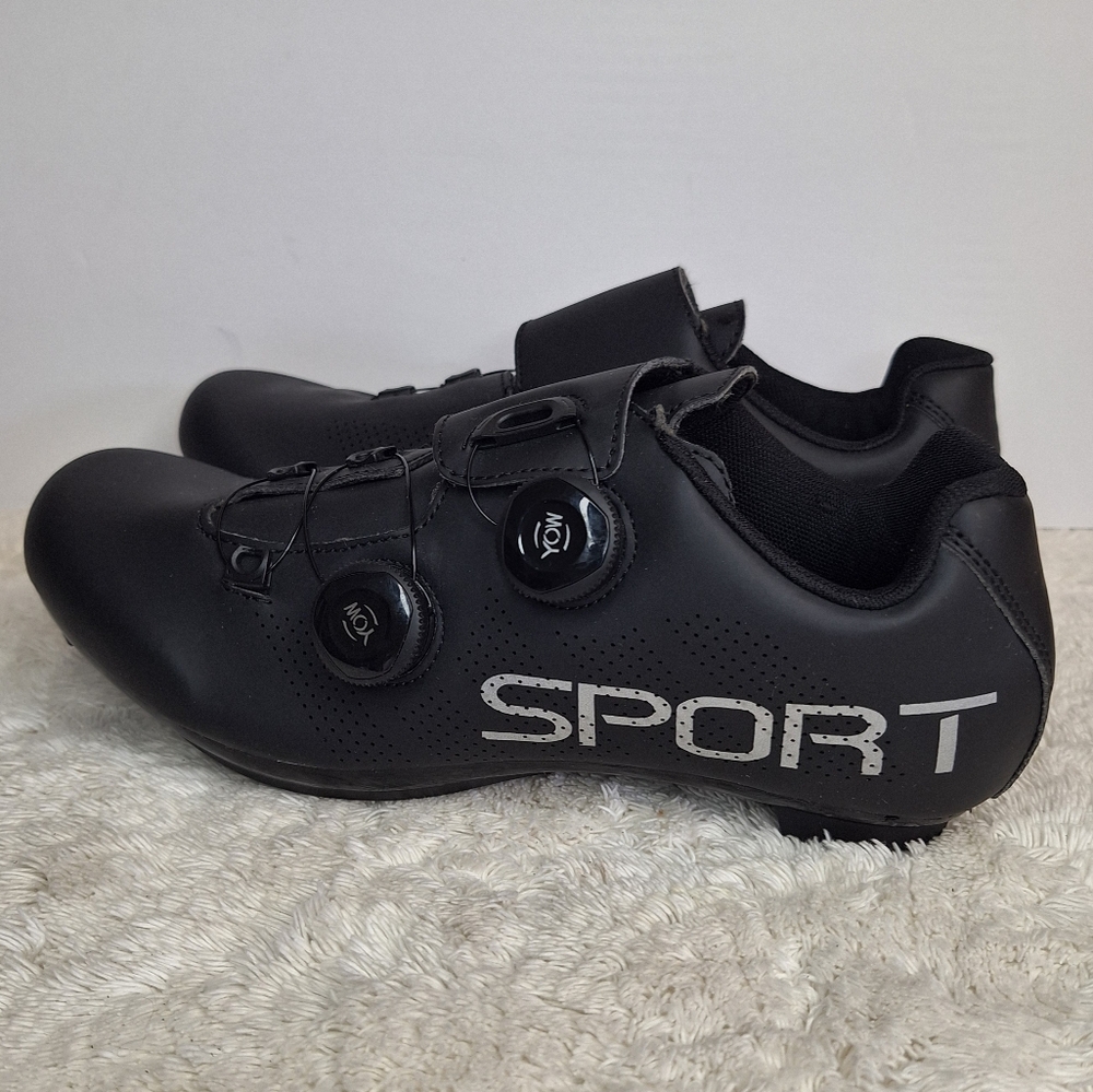YOW SPORT Cycling Shoes Black Dial Closure (NWOT)